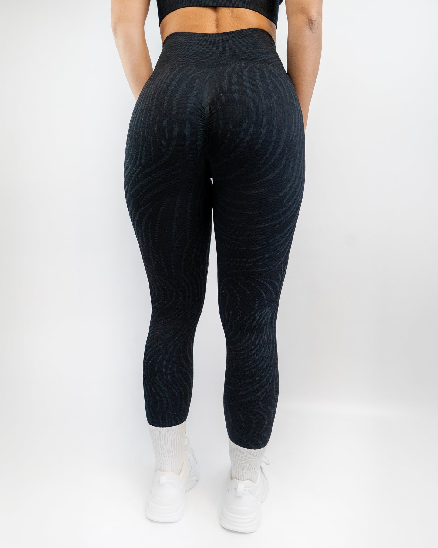 GYMSHAPE Black Tiger Tights