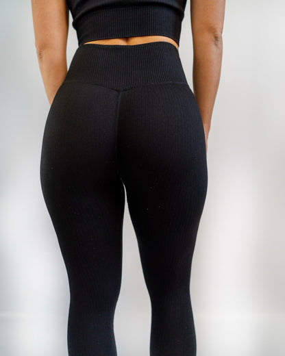Black Ribbed Seamless Tights